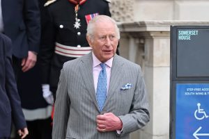 King Charles briefly hospitalized amid cancer treatment, Buckingham Palace says